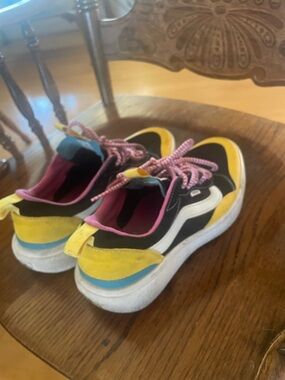Vans Multicolor Youth Skate Sneakers in Yellow, Black & Pink